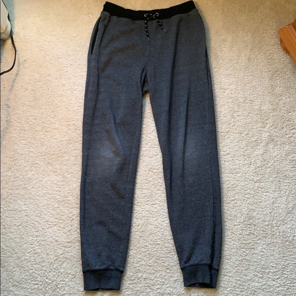 Old Navy joggers (boys)